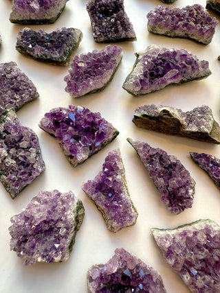 AMETHYST CLUSTER MINI Druze The Crystal Avenues