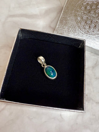 BLACK ETHIOPIAN OPAL SILVER PENDANT (NO. 8) - 2. SORTING The Crystal Avenues