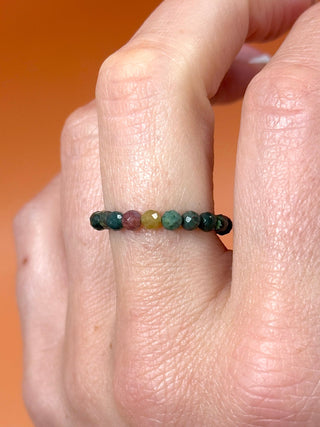 BLOODSTONE - CRYSTAL STRETCH RING WITH FACETED BEADS Bracelet The Crystal Avenues