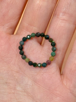 BLOODSTONE - CRYSTAL STRETCH RING WITH FACETED BEADS Bracelet The Crystal Avenues
