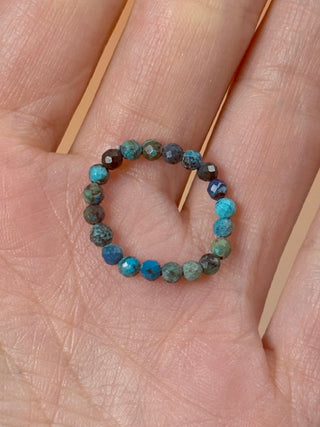CHRYSOCOLLA - CRYSTAL STRETCH RING WITH FACETED BEADS Bracelet The Crystal Avenues