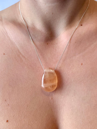 CRYSTAL NECKLACE - HONEY CALCITE Necklace The Crystal Avenues
