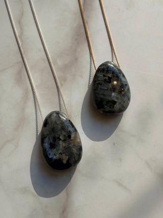 CRYSTAL NECKLACE - LARVIKITE Necklace The Crystal Avenues