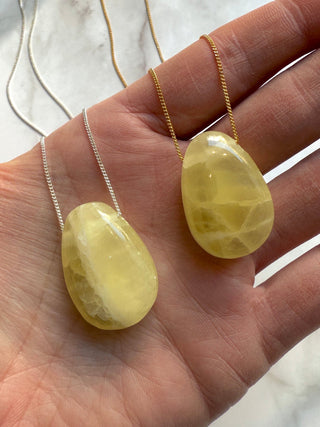 CRYSTAL NECKLACE - LEMON CALCITE Necklace The Crystal Avenues