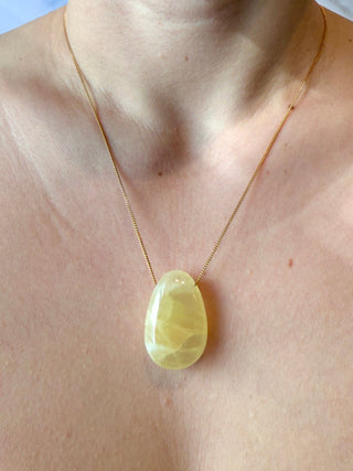 CRYSTAL NECKLACE - LEMON CALCITE Necklace The Crystal Avenues