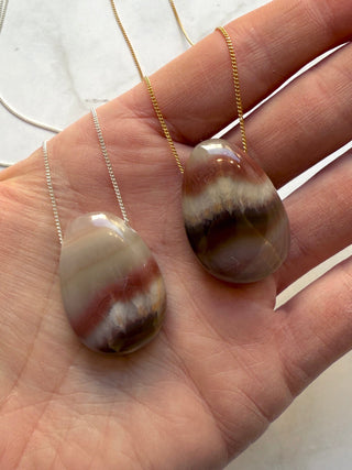 CRYSTAL NECKLACE - PINK ONYX Necklace The Crystal Avenues