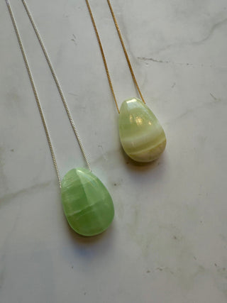 CRYSTAL NECKLACE - PISTACHIO CALCITE Necklace The Crystal Avenues