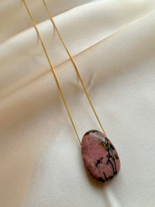 CRYSTAL NECKLACE - RHODONITE Necklace The Crystal Avenues