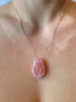 CRYSTAL NECKLACE - ROSE CALCITE Necklace The Crystal Avenues