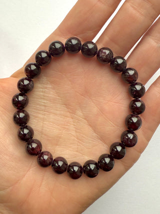 GARNET BRACELET (8MM) Bracelet The Crystal Avenues