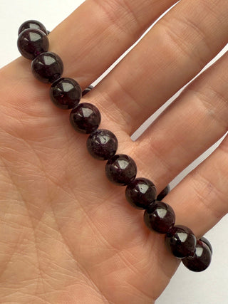 GARNET BRACELET (8MM) Bracelet The Crystal Avenues