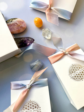 GIFT BAG WITH RIBBON The Crystal Avenues