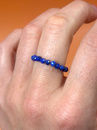 LAPIS LAZULI - CRYSTAL STRETCH RING WITH FACETED BEADS Bracelet The Crystal Avenues