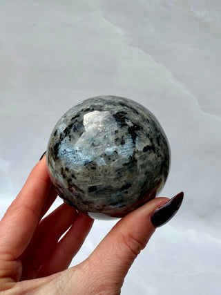 LARVIKITE SPHERE (1) Bracelet The Crystal Avenues