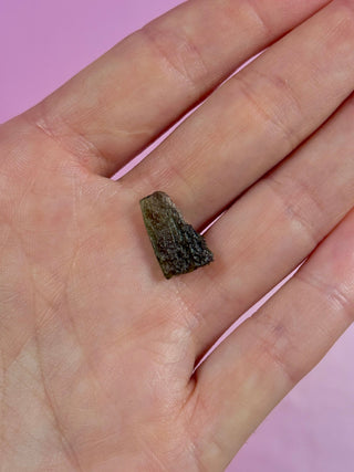 MOLDAVITE A QUALITY (17) The Crystal Avenues