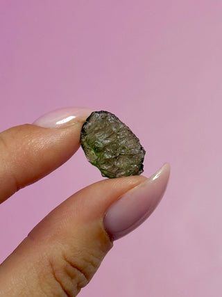 MOLDAVITE A QUALITY (7) The Crystal Avenues