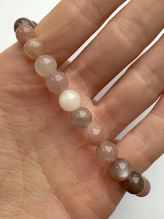 MOONSTONE BRACELET (8MM) Bracelet The Crystal Avenues