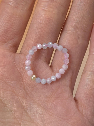 MORGANITE - CRYSTAL STRETCH RING WITH FACETED BEADS Bracelet The Crystal Avenues