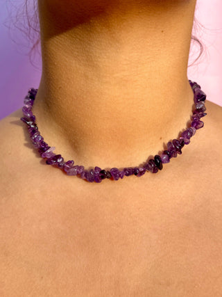 NATURAL AMETHYST CHIP CHOKER NECKLACE Necklace The Crystal Avenues