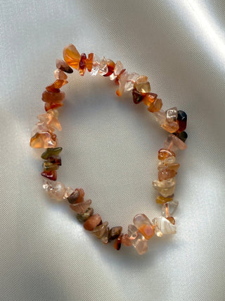 NATURAL CARNELIAN CHIP BRACELET Bracelet The Crystal Avenues