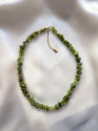 NATURAL PERIDOT CHIP CHOKER NECKLACE Necklace The Crystal Avenues