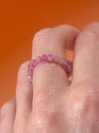 PINK TOURMALINE - CRYSTAL STRETCH RING WITH FACETED BEADS Bracelet The Crystal Avenues