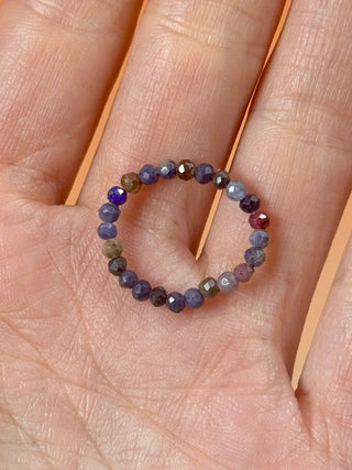 RUBY SAPPHIRE - CRYSTAL STRETCH RING WITH FACETED BEADS Bracelet The Crystal Avenues