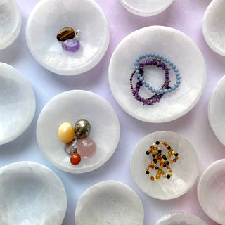SELENITE BOWL ROUND Crystal Bowl The Crystal Avenues