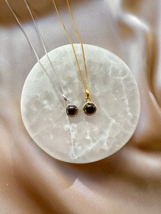 SMOKEY QUARTZ CRYSTAL NECKLACE - ROUND PENDANT Necklace The Crystal Avenues
