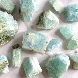 AQUAMARINE RAW The Crystal Avenues