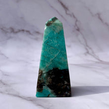 Indlæs billede til gallerivisning AMAZONITE OBELISK (3) tumble stone The Crystal Avenues 
