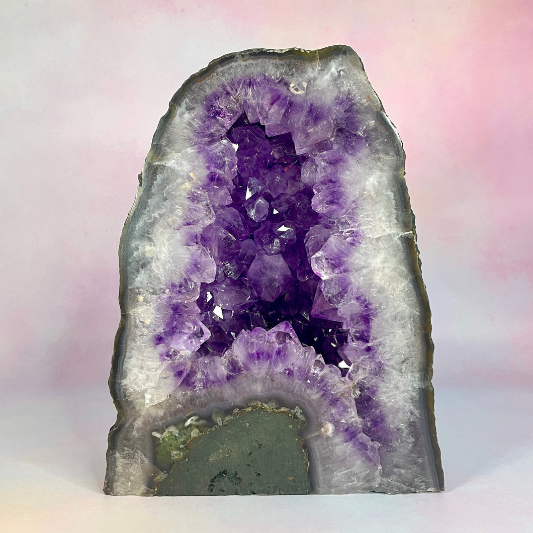 AMETHYST CATHEDRAL - 6.2KG (2) Druze The Crystal Avenues 