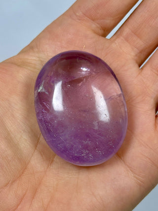 AMETHYST PALM STONE - EXCLUSIVE QUALITY (2) Palm stone The Crystal Avenues 