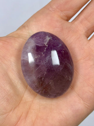 AMETHYST PALM STONE - EXCLUSIVE QUALITY (8) Palm stone The Crystal Avenues 