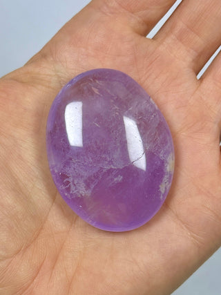 AMETHYST PALM STONE - EXCLUSIVE QUALITY (9) Palm stone The Crystal Avenues 