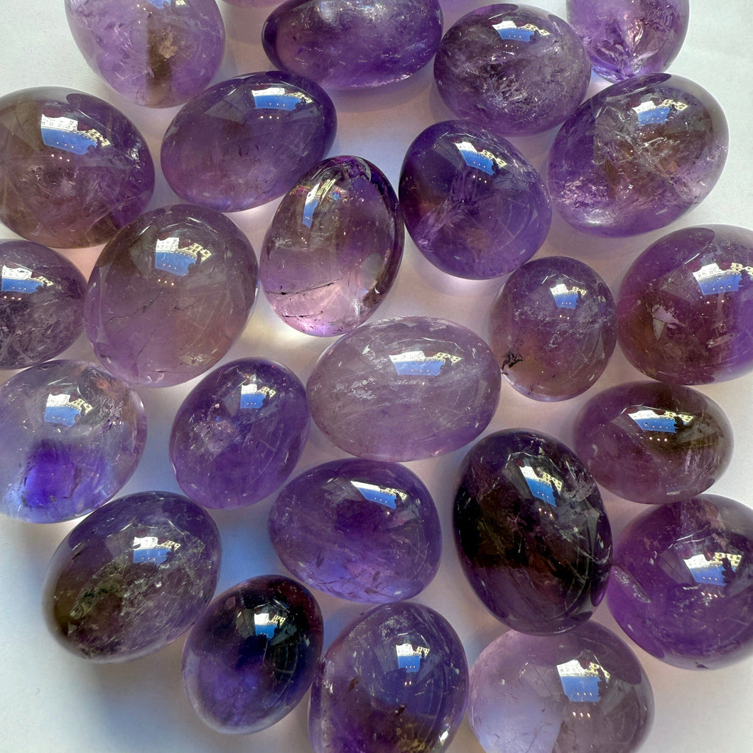 AMETHYST TUMBLE STONE - EXTRA HIGH QUALITY Tumble stone The Crystal Avenues 