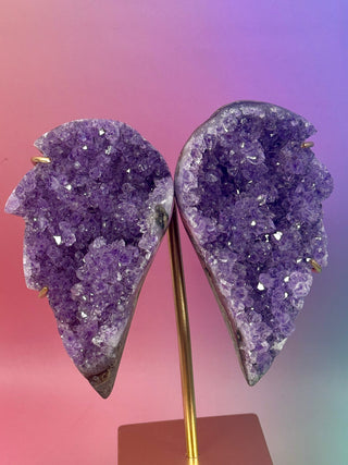 AMETHYST WINGS ON STAND - EXCLUSIVE QUALITY (A) The Crystal Avenues 