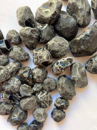 APACHE TEAR RAW Tumble Stone The Crystal Avenues 