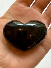 Indlæs billede til gallerivisning BLACK TOURMALINE HEART (2) tumble stone The Crystal Avenues 
