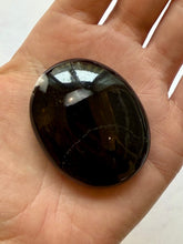 Indlæs billede til gallerivisning BLACK TOURMALINE PALM STONE (4) tumble stone The Crystal Avenues 
