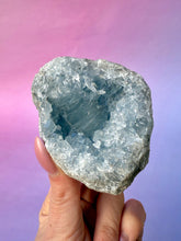 Load image into Gallery viewer, CELESTITE CLUSTER (7) Cluster The Crystal Avenues 
