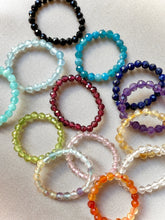 Indlæs billede til gallerivisning CRYSTAL STRETCH RINGS WITH FACETED BEADS Bracelet The Crystal Avenues 
