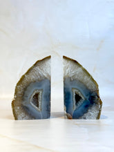 Indlæs billede til gallerivisning DRUZY AGATE BOOKENDS (1) The Crystal Avenues 
