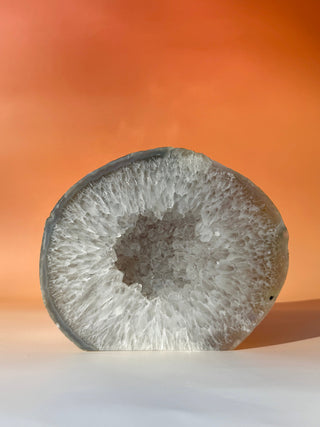DRUZY AGATE CUT BASE (G) The Crystal Avenues 
