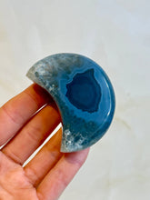 Indlæs billede til gallerivisning DRUZY AGATE MOON - EXCLUSIVE QUALITY (K) The Crystal Avenues 
