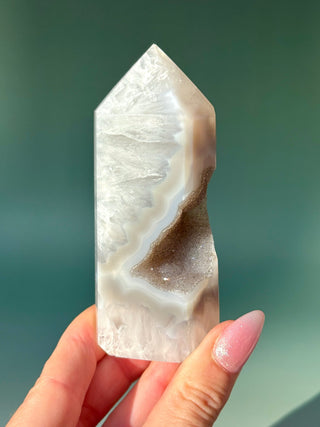 DRUZY AGATE TOWER - EXCLUSIVE QUALITY (24) The Crystal Avenues 