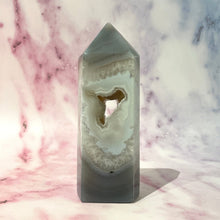 Load image into Gallery viewer, DRUZY AGATE TOWER - EXCLUSIVE QUALITY (E) The Crystal Avenues 
