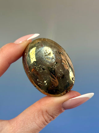 DRUZY PYRITE PALM STONE (10) Palm stone The Crystal Avenues 