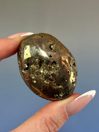 DRUZY PYRITE PALM STONE (8) Palm stone The Crystal Avenues 