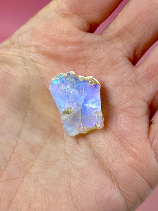 ETHIOPIAN OPAL - EXCLUSIVE QUALITY (B) The Crystal Avenues 